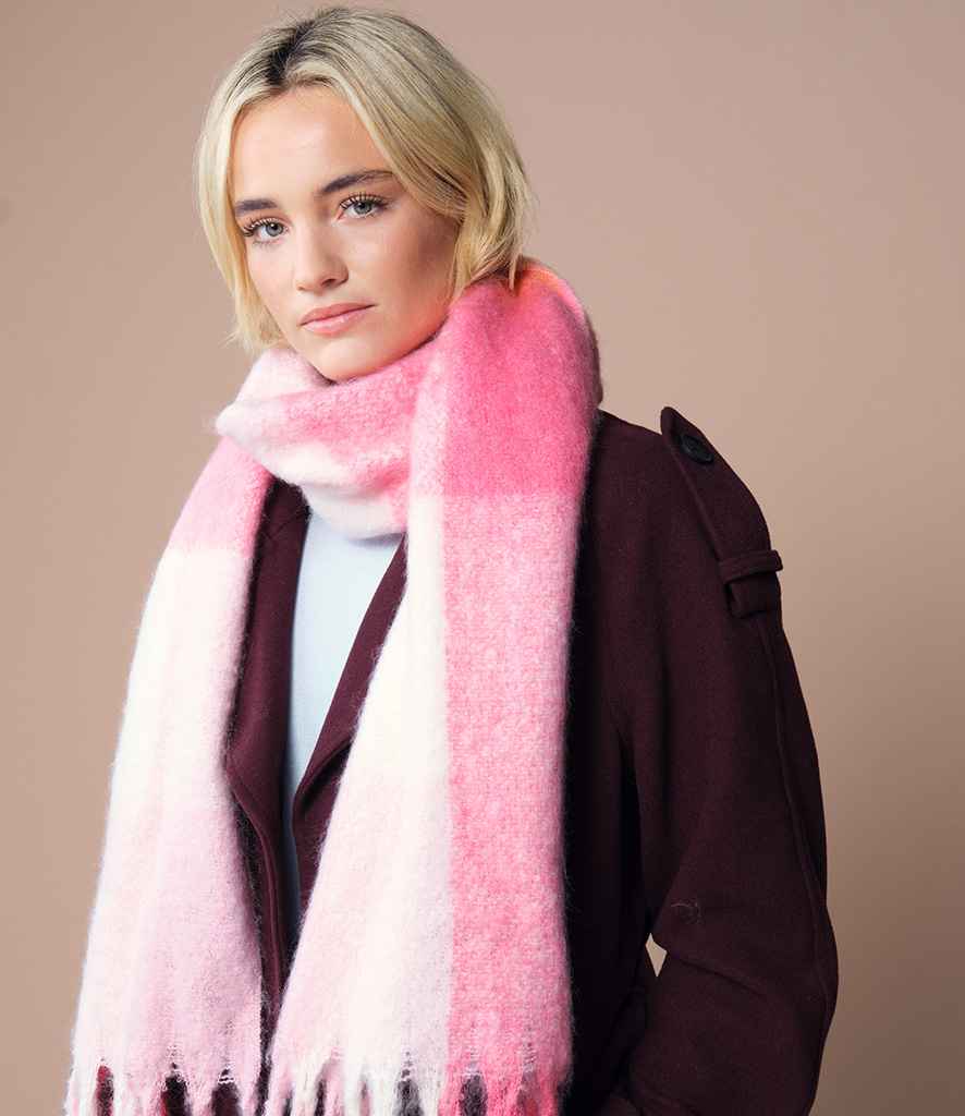 Beechfield Fluffy Check Scarf - Pink Check (BB494R)