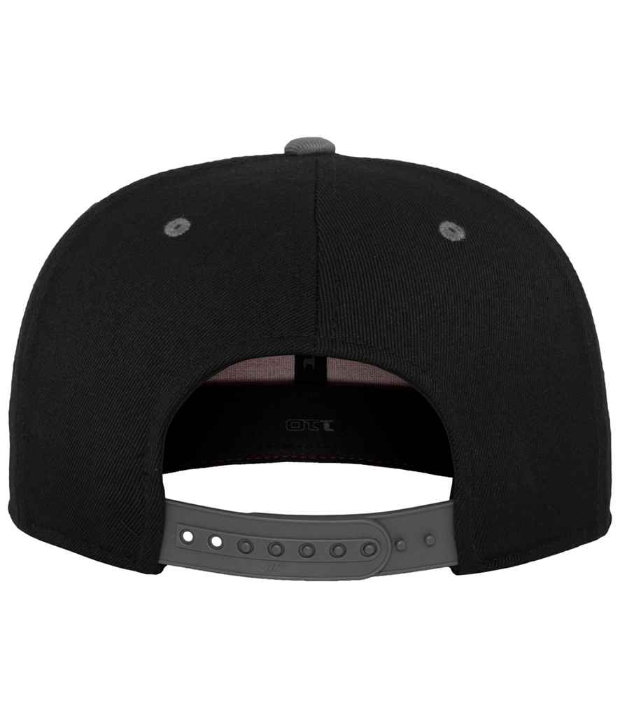 Flexfit Fitted Snapback Cap - Black/Grey (F110)