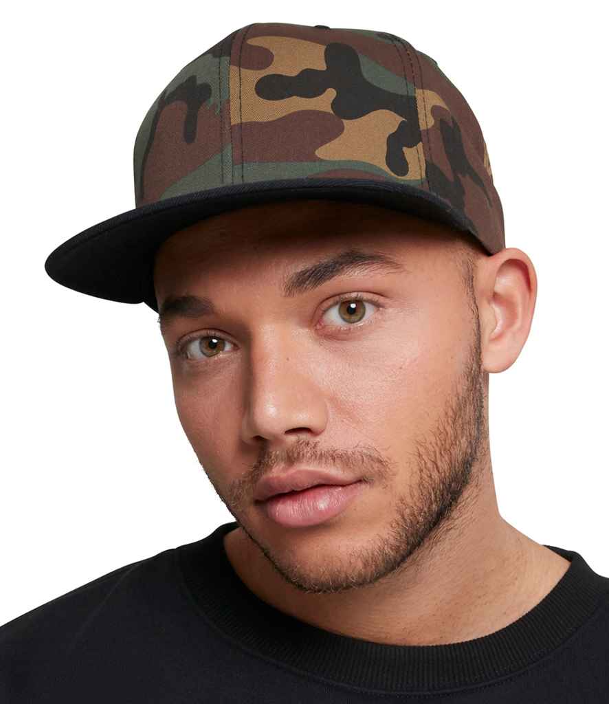 Flexfit Two Tone Classic Camo Snapback Cap - Green Camo/Black (F6089TC)