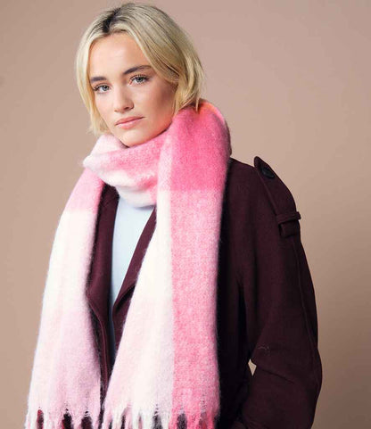 Beechfield Fluffy Check Scarf - Pink Check (BB494R)