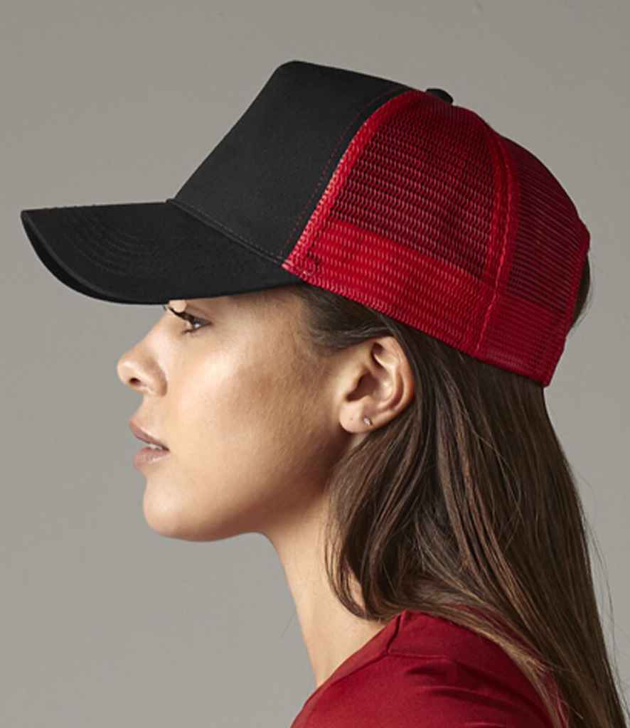 Beechfield Snapback Trucker Cap - Black/Classic Red (BB640)