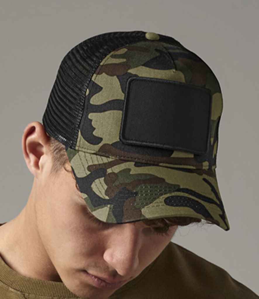 Beechfield Patch Snapback Trucker Cap - Jungle Camo (BB641)