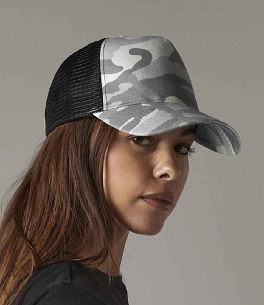 Beechfield Camo Snapback Trucker Cap - Arctic Camo (BB694)