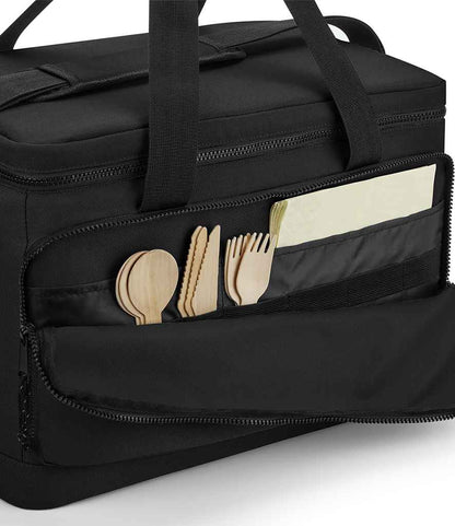 BagBase Recycled Large Cooler Shoulder Bag - Black (BG290)