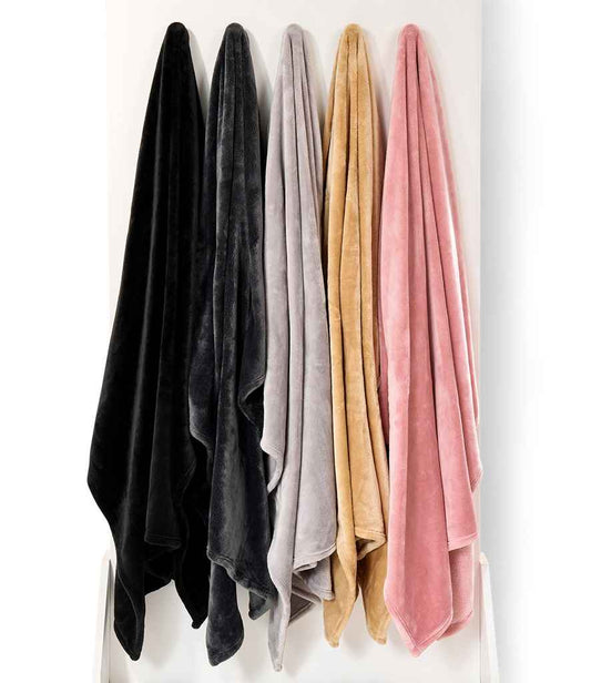 Brand Lab Large Plush Fleece Blanket - Black (BH001)
