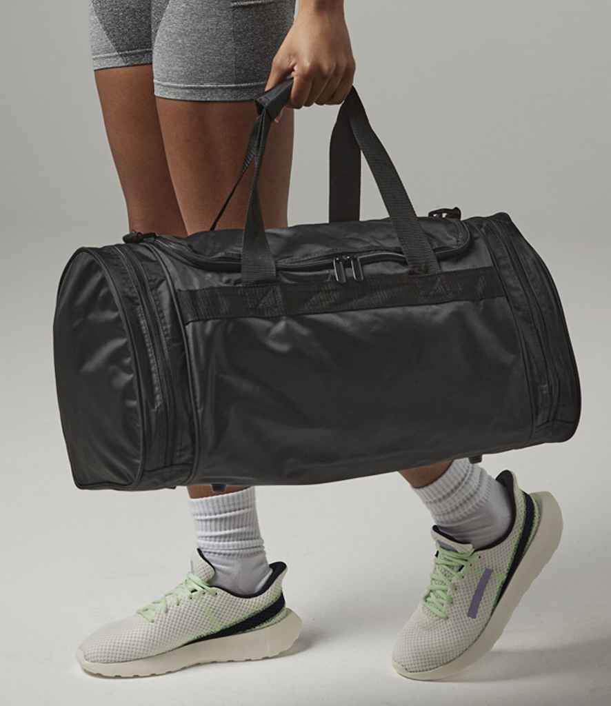 Quadra Sports Holdall - Black (QD70)