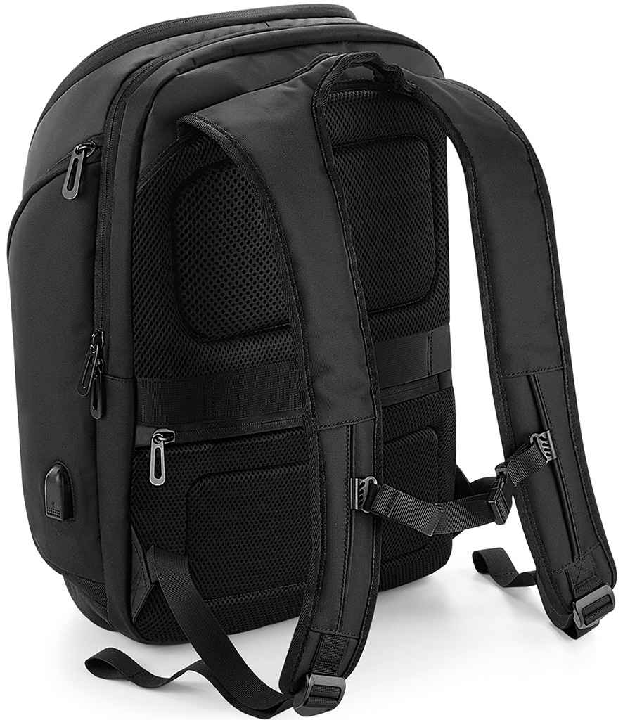 Quadra Pro-Tech Charge Backpack - Black (QD910)