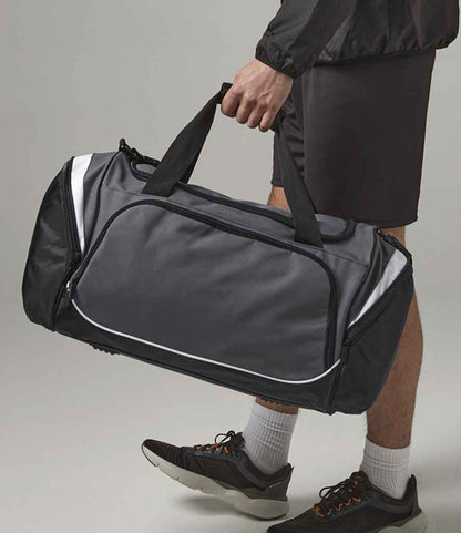 Quadra Pro Team Holdall - Graphite Grey/Black/White (QS270)