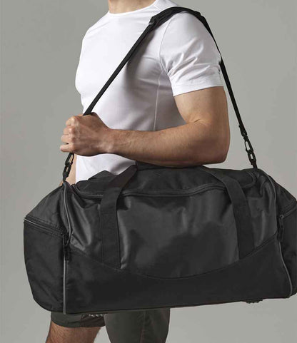 Quadra Teamwear Holdall - Black/Black/Grey (QS70)