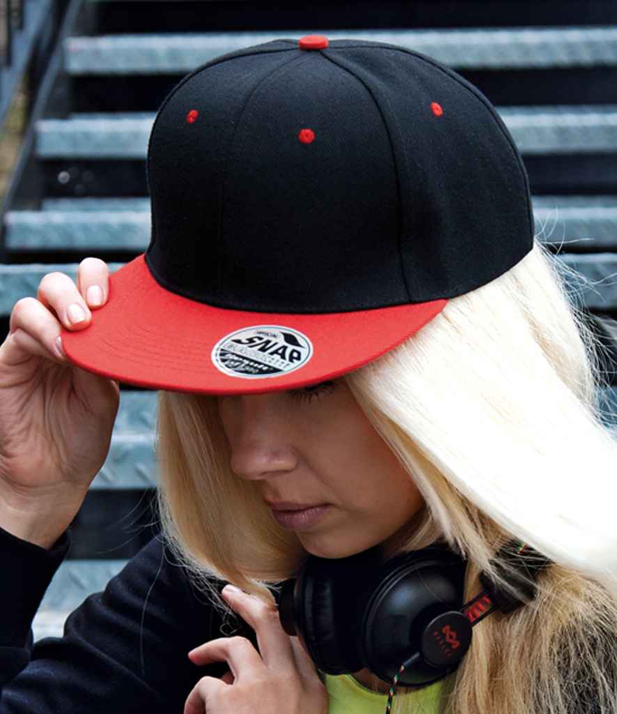 Result Contrast Bronx Snapback Cap - Black/Red (RC082)