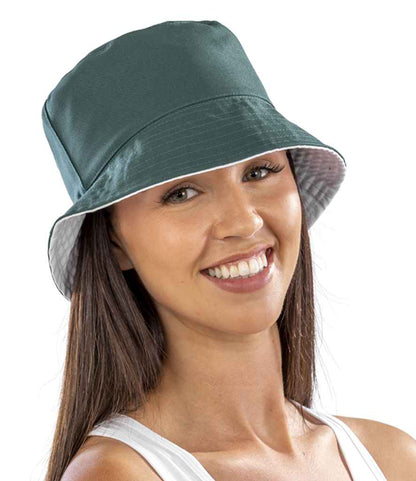 Result Genuine Recycled Core Reversible Bucket Hat - Bottle Green/White (RC985)
