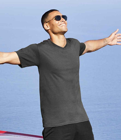 Fruit of the Loom V Neck Value T-Shirt - Dark Heather (SS7)