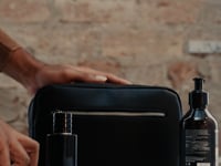 Quadra Tailored Luxe Wash Bag - Black (QD779)